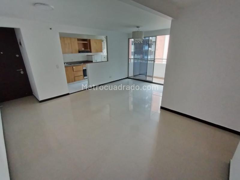 Spacious 3BR Apartment in La Pilarica