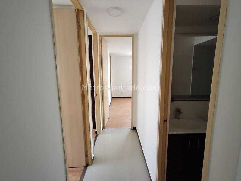 Spacious 3BR Apartment in La Pilarica - 6