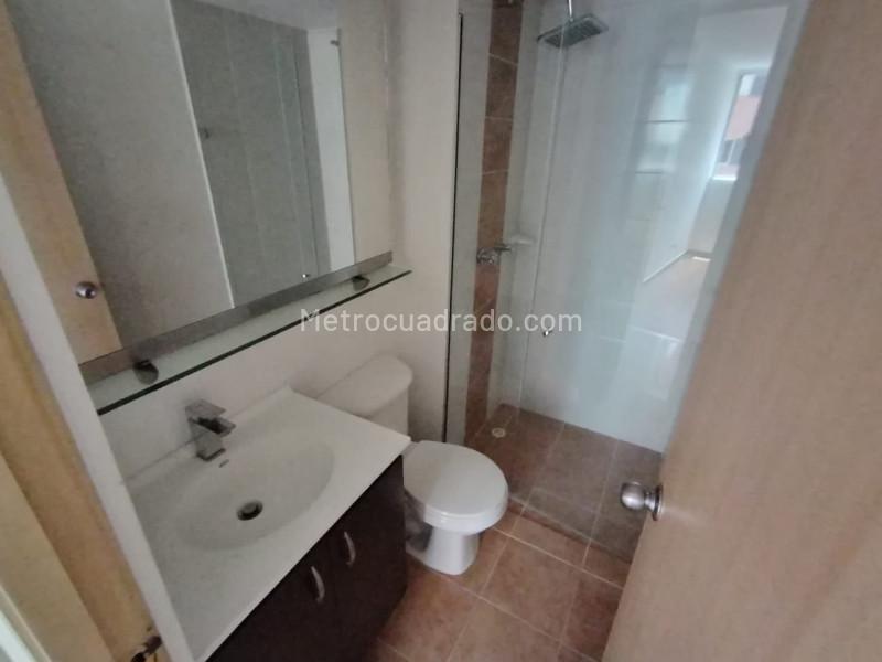 Spacious 3BR Apartment in La Pilarica - 7