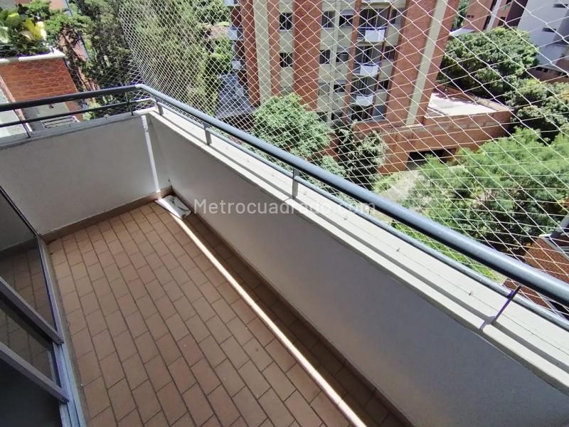 Spacious 3BR Apartment in La Pilarica - 8