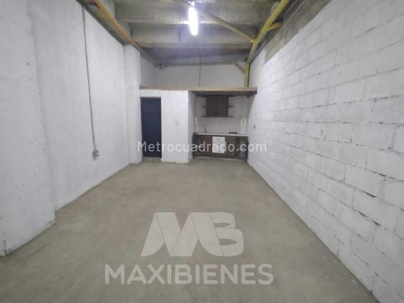 Bodega en Arriendo, Perez, Bello - Vista 2