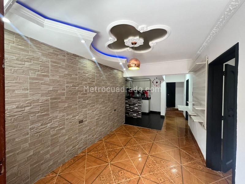 Casa de 3 Alcobas en Arriendo en Castilla, Medellín - 3