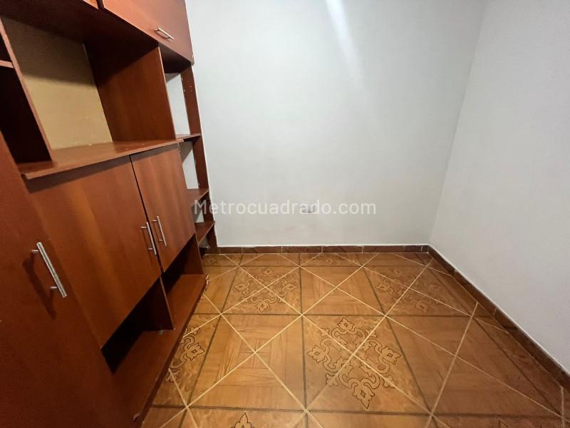 Casa de 3 Alcobas en Arriendo en Castilla, Medellín - 5