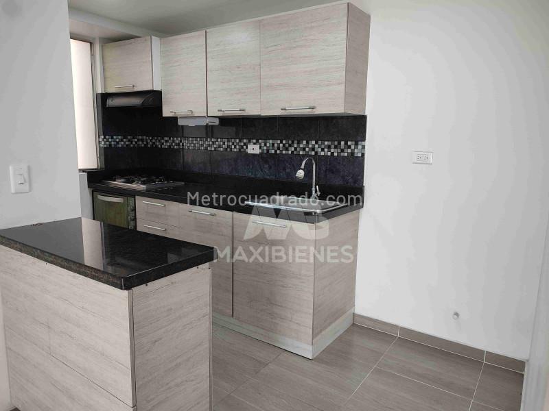 Spacious 3BR Apartment in Belen Loma De Los Bernal - 2