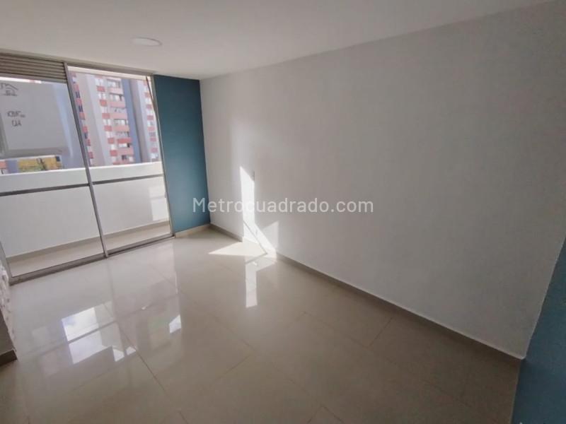 Apartamento de 3 Alcobas en Robledo Pajarito