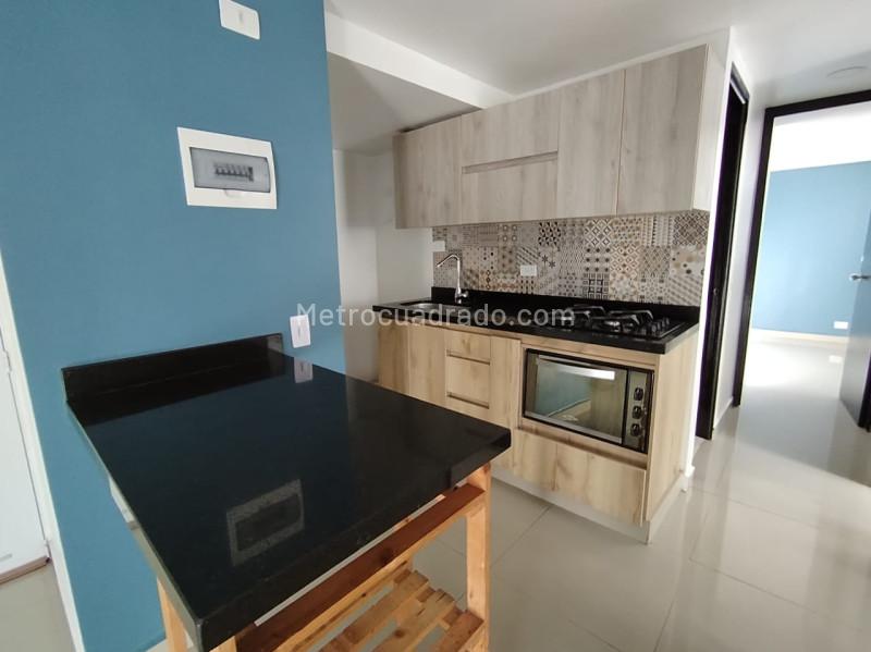 Apartamento de 3 Alcobas en Robledo Pajarito - 2