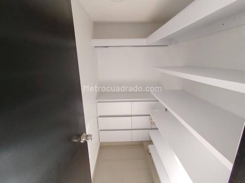 Apartamento de 3 Alcobas en Robledo Pajarito - 9