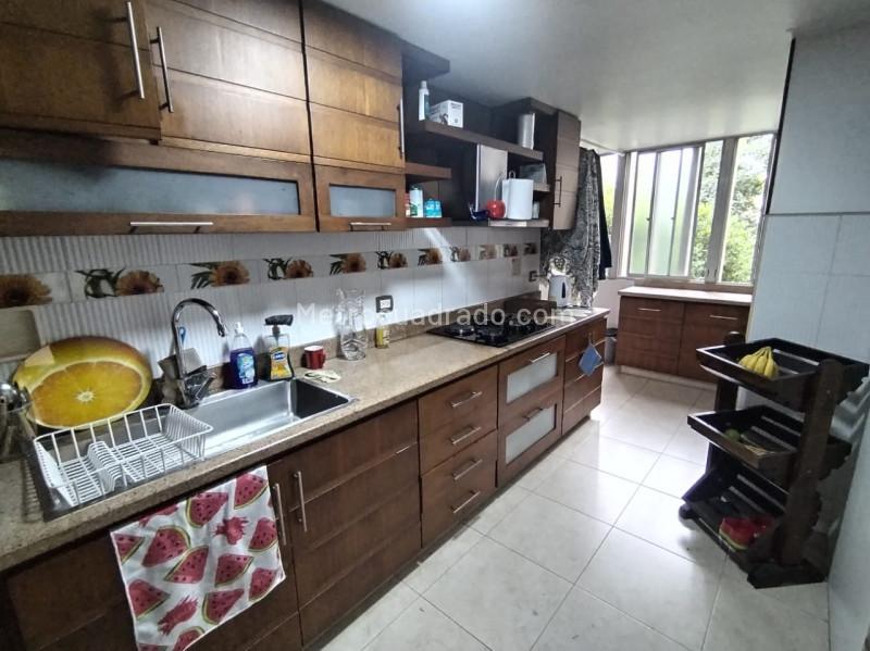 Apartamento Cómodo de 4 Alcobas en Aguacatala - 2