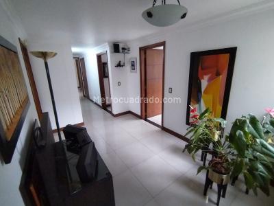Apartamento de 4 alcobas en arriendo en La Aguacatala, Medellín, 170 m² · foto 10 de 20