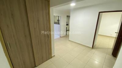 Casa de 2 alcobas en arriendo en Conquistadores, Medellín, 180 m² · foto 9 de 14