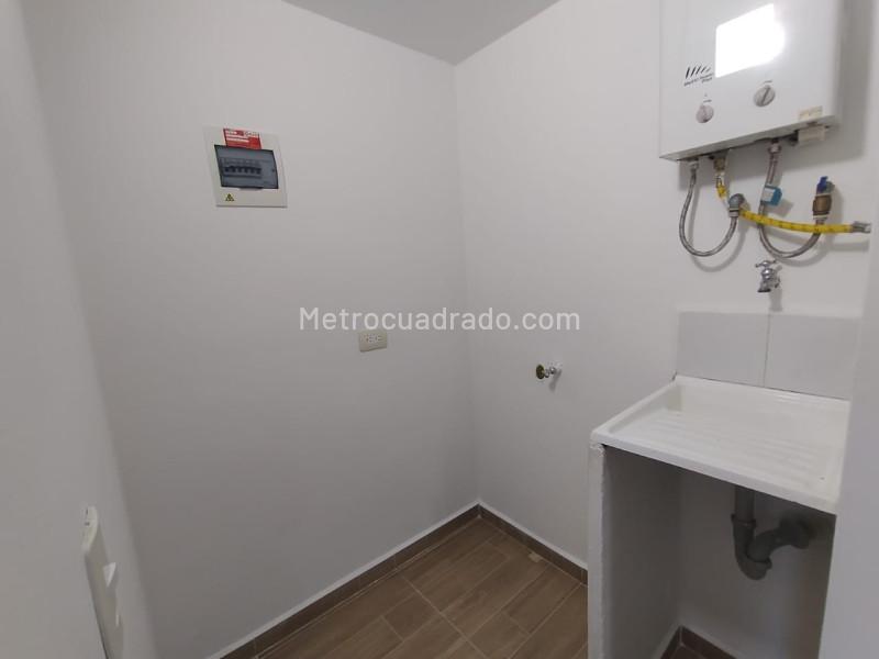 Apartamento en Arriendo de 3 Alcobas en Pajarito (Robledo), Medellín - 7