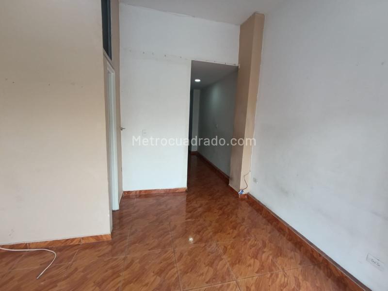 2BR Apartment in Manrique Central 1