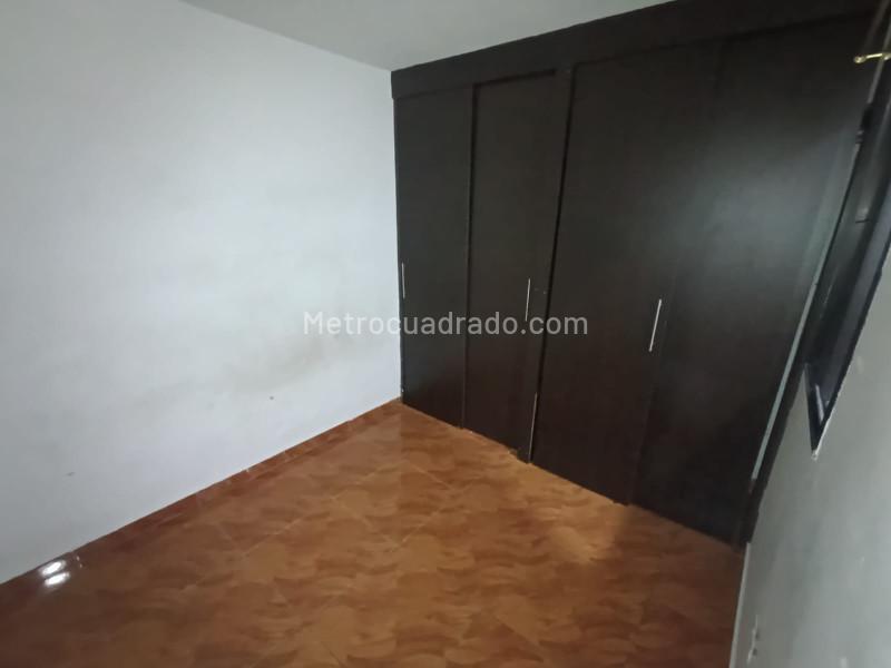 Apartamento de 2 Alcobas en Manrique Central 1 - 5