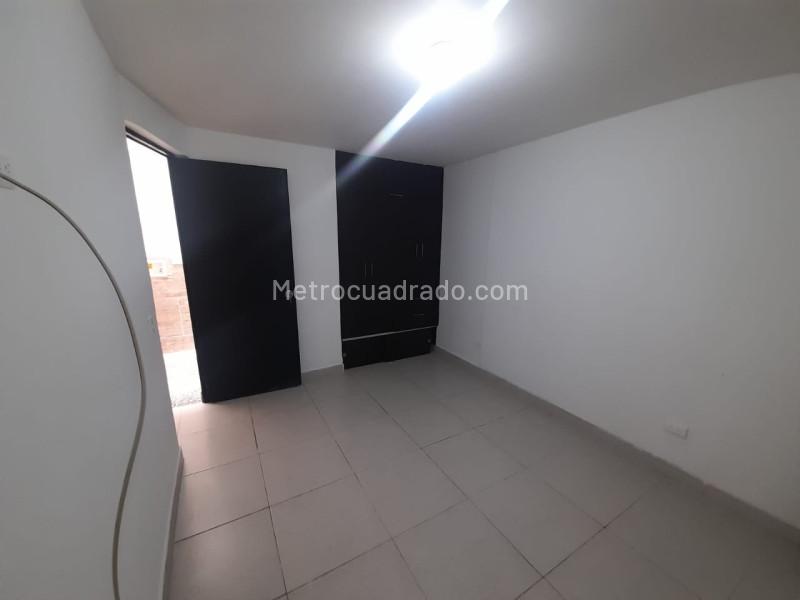 Apartamento en Arriendo de 2 Alcobas en Villa Hermosa - 7