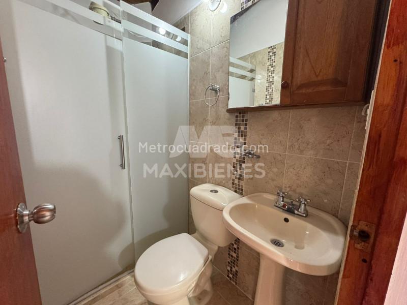 Spacious 4BR Apartment in San Antonio Del Prado - 7