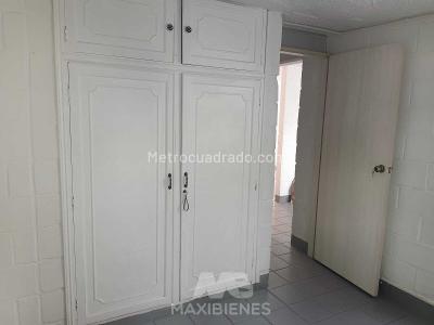 Apartamento de 2 alcobas en venta en Bucaros, Bello, 60 m² · foto 10 de 14