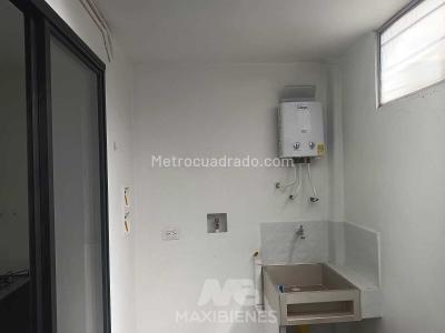 Apartamento de 2 alcobas en venta en Bucaros, Bello, 60 m² · foto 11 de 14