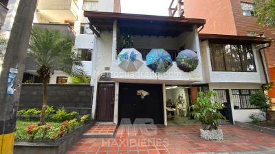Apartamento de 2 alcobas en venta en Conquistadores, Medellín, 180 m² · foto 2 de 16