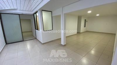 Apartamento de 2 alcobas en venta en Conquistadores, Medellín, 180 m² · foto 3 de 16