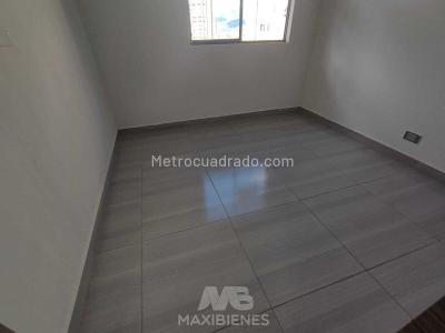 Apartamento de 3 alcobas en venta en El Trapiche, Bello, 74 m² · foto 8 de 20