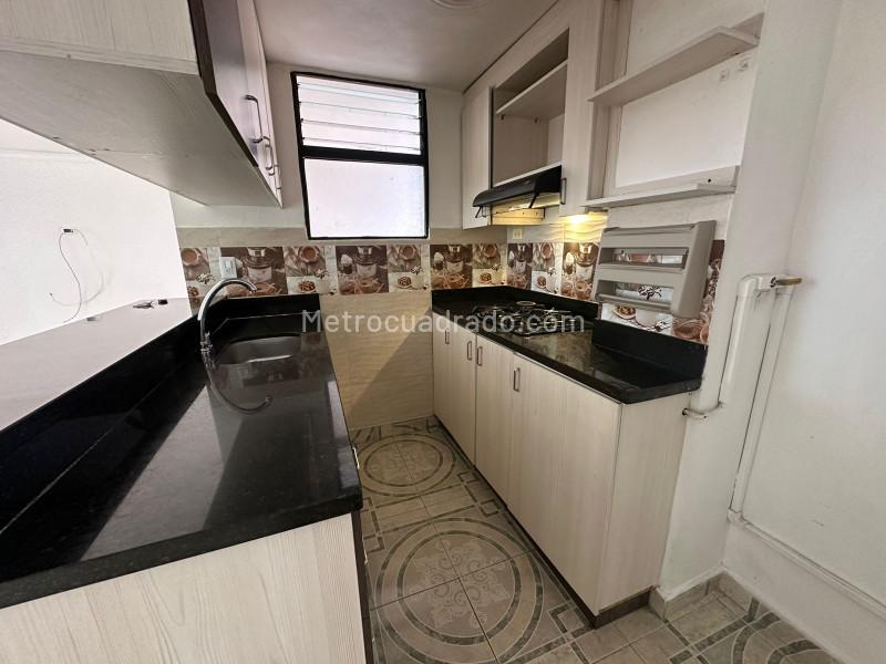 Apartamento Amplio de 3 Alcobas en Pilarica - 4