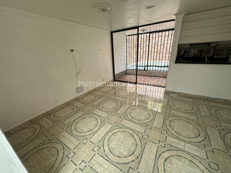 Apartamento Amplio de 3 Alcobas en Pilarica - 5