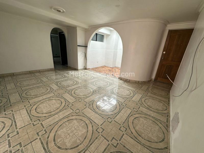 Apartamento Amplio de 3 Alcobas en Pilarica - 8