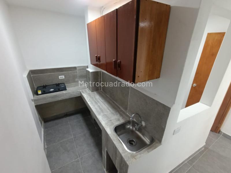 3BR Apartment in Manrique Central 1 (50 m²) - 3