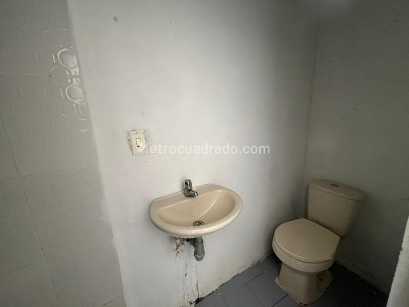 2BR Apartment for Rent in El Socorro (Laminated Floors) - 6