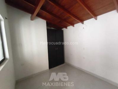 Apartamento en venta en Villa Hermosa, Medellín · foto 4 de 10
