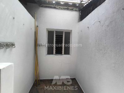 Apartamento en venta en Villa Hermosa, Medellín · foto 8 de 10