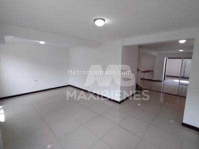 Casa en arriendo en El Poblado, Medellín · foto 16 de 20