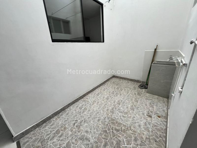 Functional 4BR Apartment in Cordoba - 4