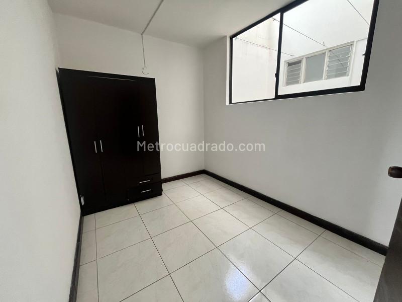 Functional 4BR Apartment in Cordoba - 6