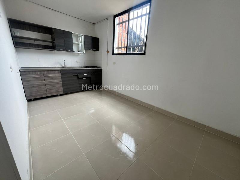 Functional 4BR Apartment in Cordoba - 8