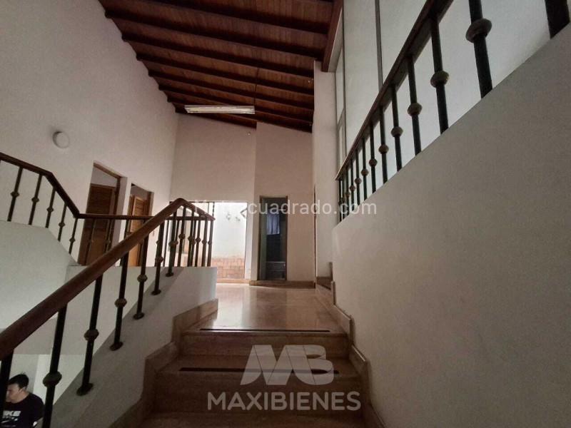 Casa de 5 Alcobas en Velódromo - 5