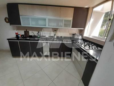 Apartamento de 4 alcobas en venta en La Florida, Medellín, 178 m² · foto 5 de 20