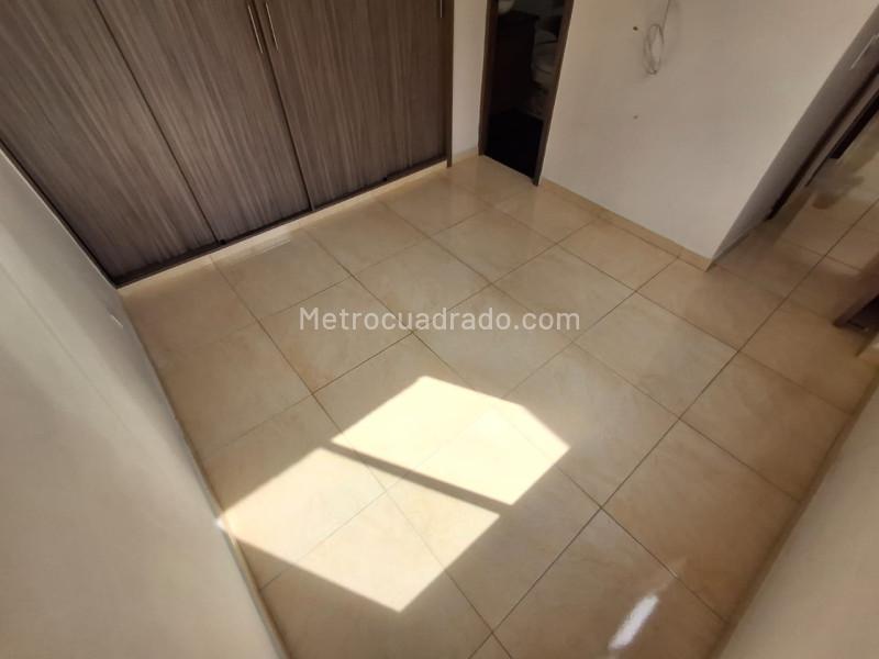 Apartamento en Robledo de 3 Alcobas y 2 Baños con Balcón - 5