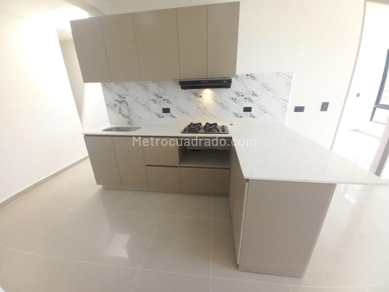 Apartamento Moderno de 3 Alcobas en San Javier, Medellín - 3