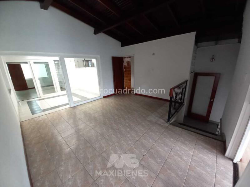 Spacious 4BR House in Estadio with Great Access - 2