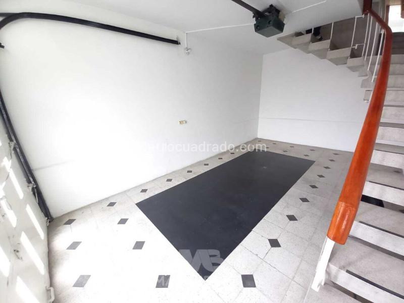 Spacious 4BR House in Estadio with Great Access - 5