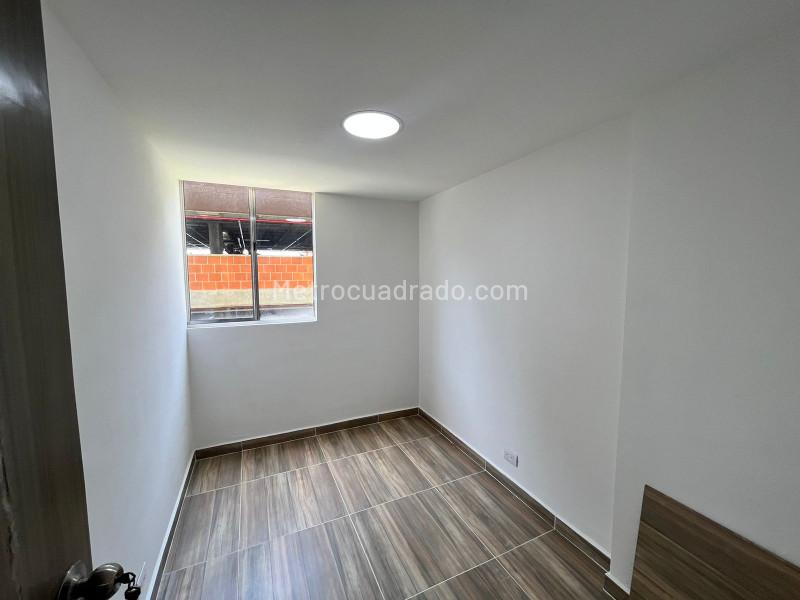 Available 3BR Apartment in Pajarito - 3