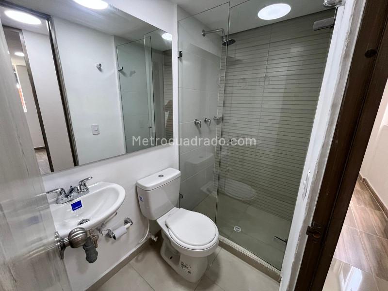 Available 3BR Apartment in Pajarito - 4