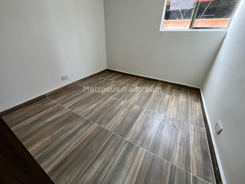 Available 3BR Apartment in Pajarito - 6