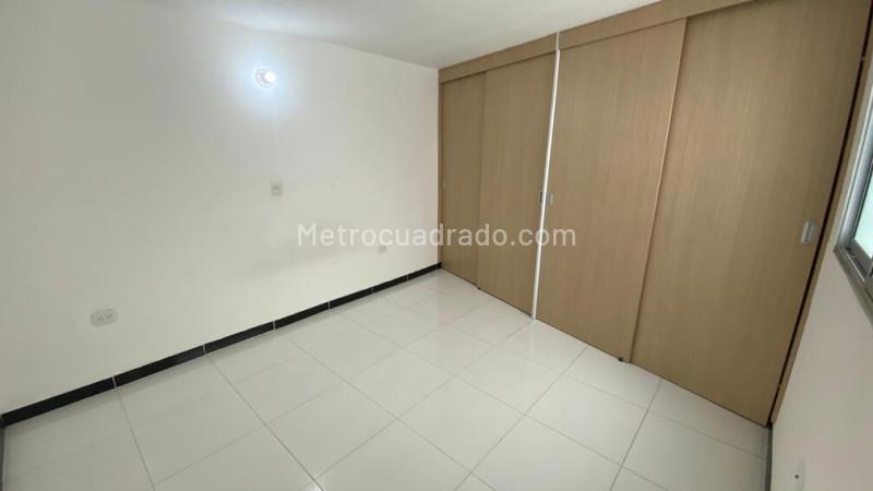 Bright 3BR Apartment in Santa Monica - 8