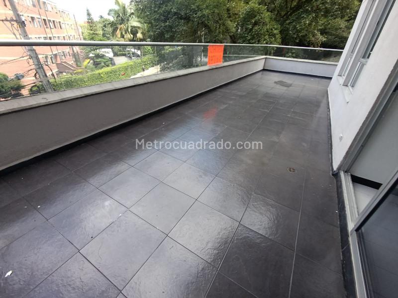 Apartamento Amplio de 3 Alcobas en La Loma del Indio - 9