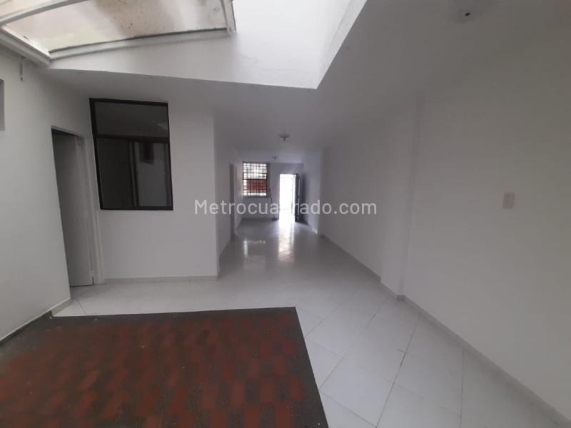 Spacious 4BR Apartment in Boston - 6