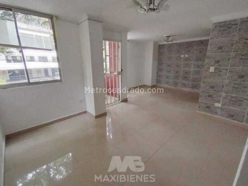 3BR Apartment for Rent in Laureles (La Castellana) with Balcony - 8