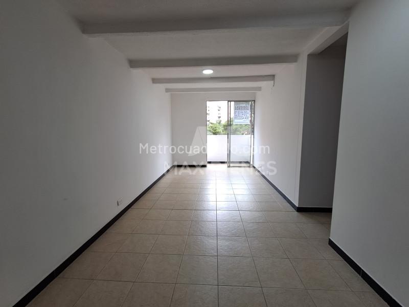 3BR Apartment for Rent in Los Colores with Pool & Gym
