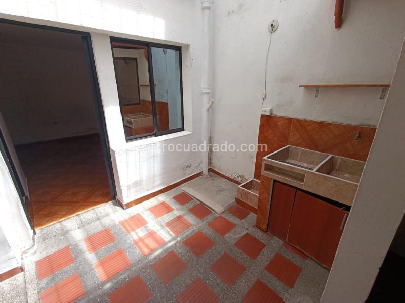 3BR Apartment in Campo Valdes 1 - 5